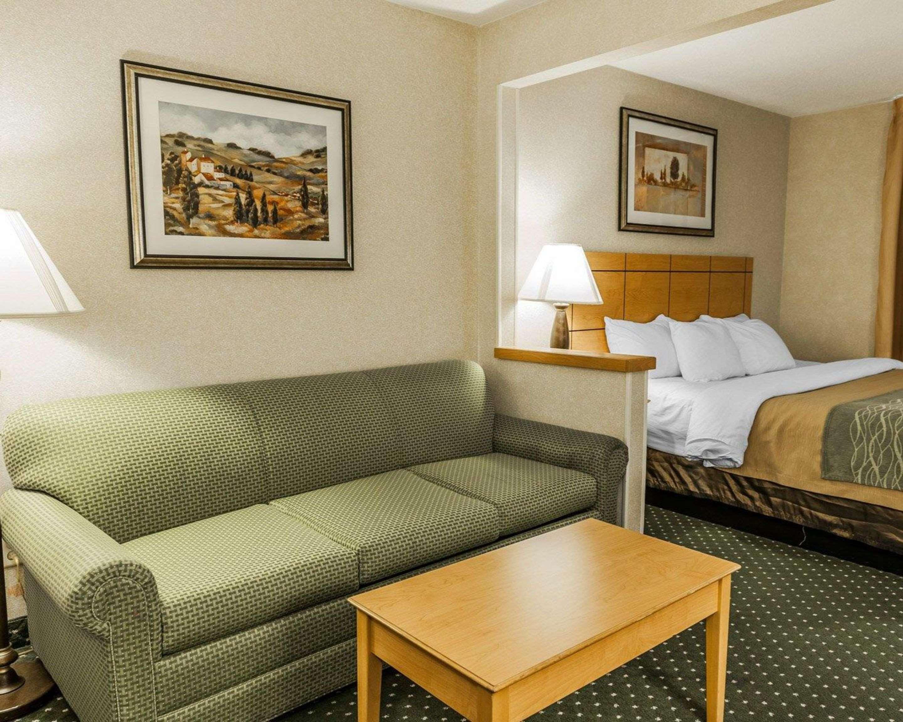 Comfort Inn Near Kokomo Speedway Exterior foto